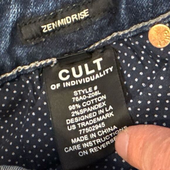 NWT Cult of Individuality Zen Mid-rise Jeans size 27 - Picture 2 of 8
